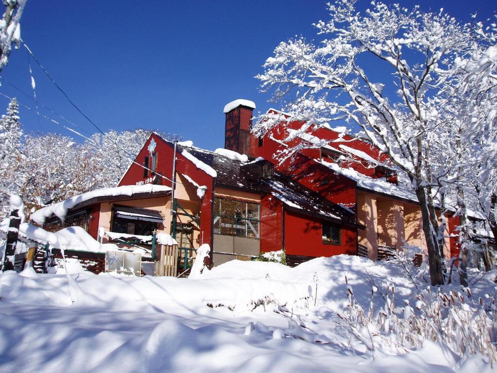 Country Inn Canadian House Myoko Exterior photo